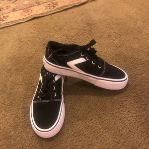 Kids shoes size 13